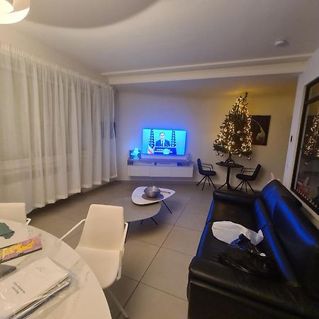 Frontaal Gelijkvloers Seaview 80M² 2 Slp Apartment ออสเทนด์ ภายนอก รูปภาพ